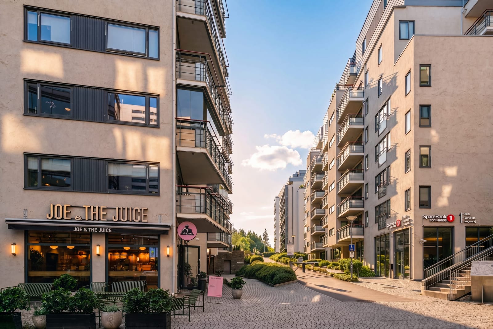 Sommersol + himmel, bearbeidet med AI